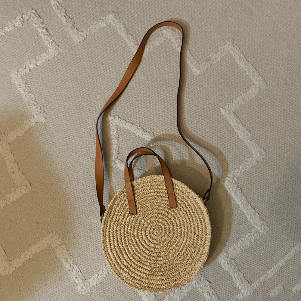 H&M paper straw bag